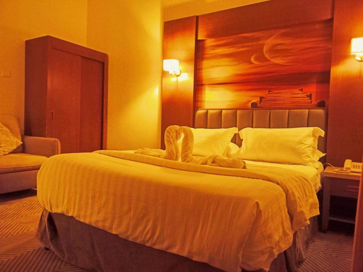 Taraf Yanbu 2 Aparthotel Ngoại thất bức ảnh