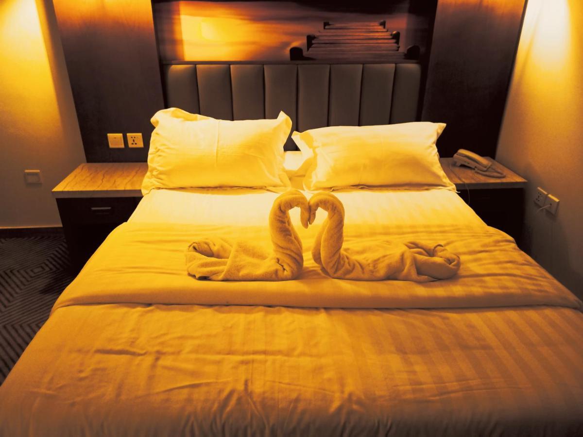 Taraf Yanbu 2 Aparthotel Ngoại thất bức ảnh